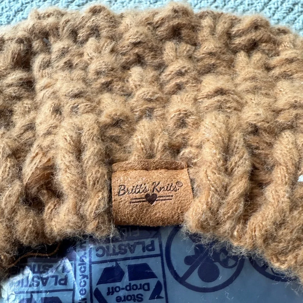Britt’s Knits Camel Tan Chunky Knit Beret NWT